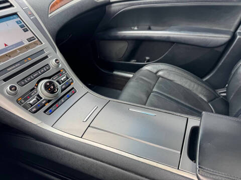 2017 Lincoln MKZ Reserve