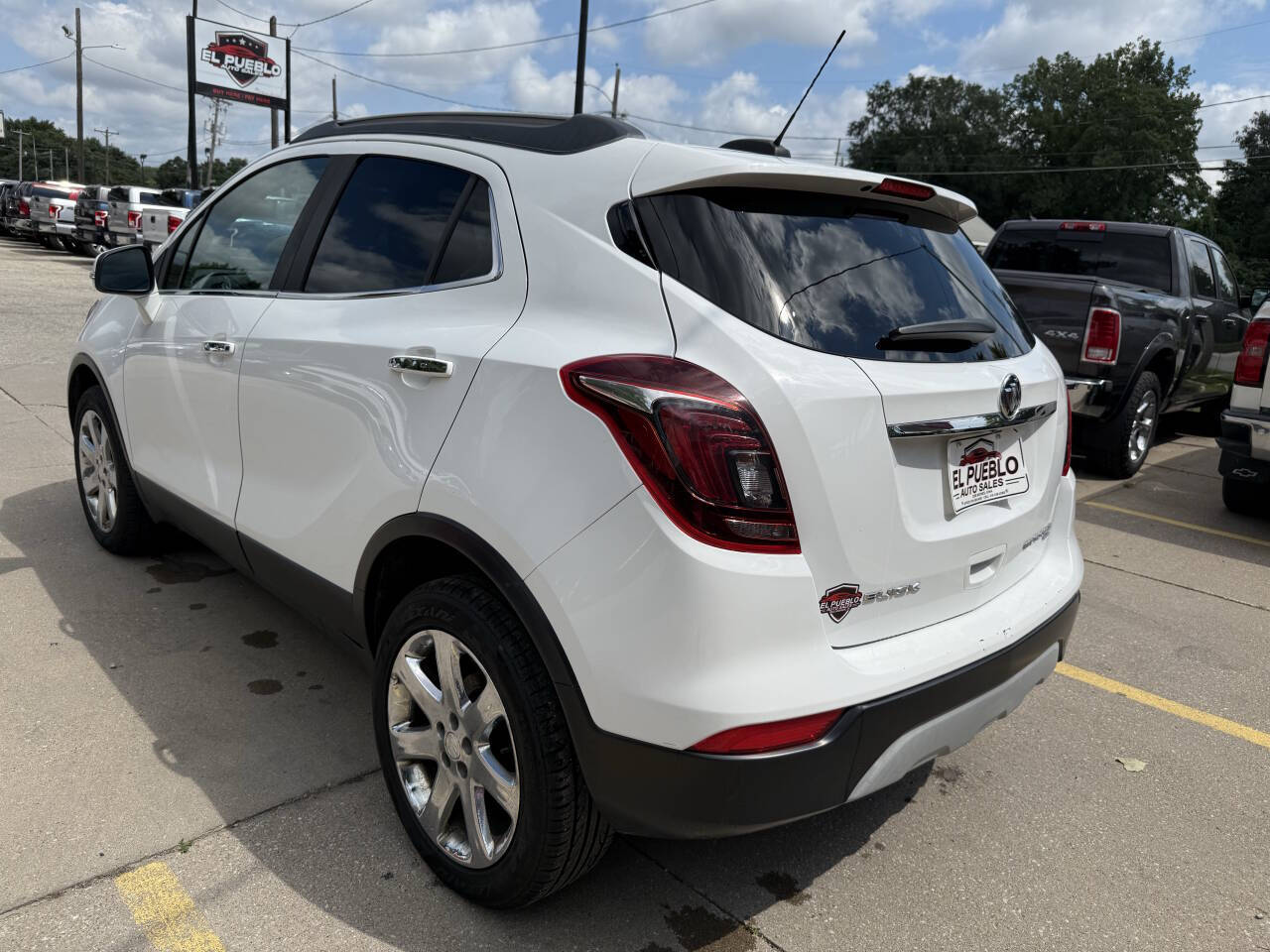 White 2017 Buick Encore Essence AWD Essence 4dr Crossover 2