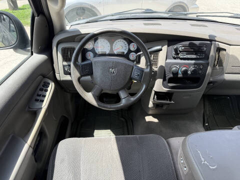 2004 Dodge Ram 1500 SLT