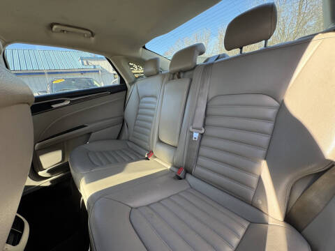 2020 Ford Fusion SEL