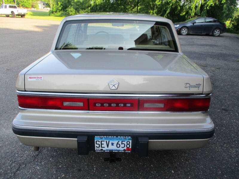 1993 Dodge Dynasty