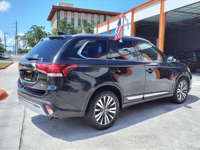 2020 MITSUBISHI Outlander SUV / Crossover - $13,197