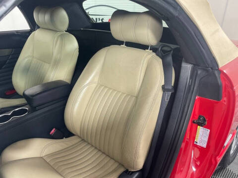 2005 Ford Thunderbird Deluxe