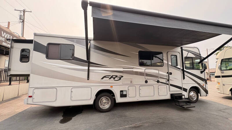 2016 Forest River FR3
