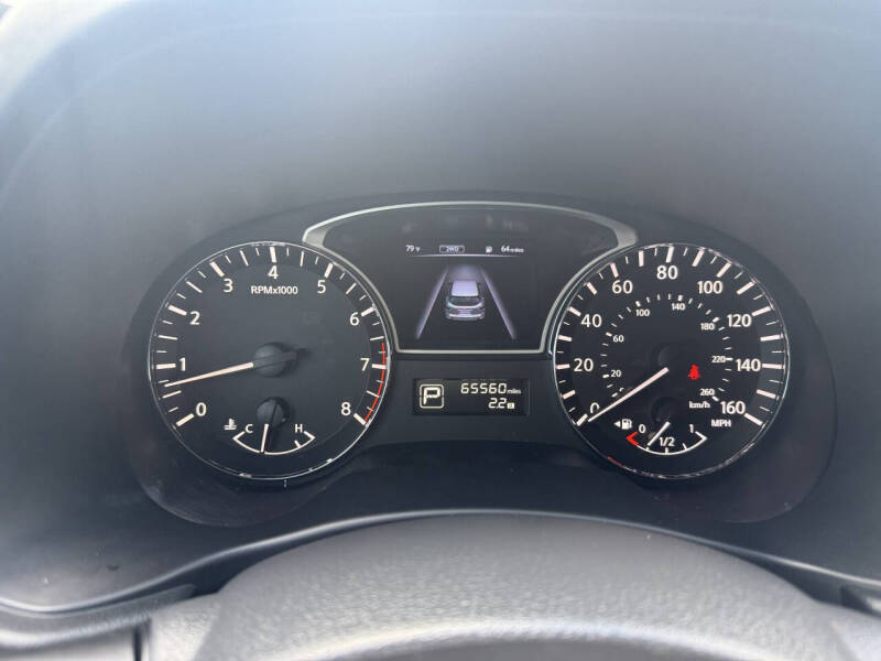 2015 Nissan Pathfinder SV