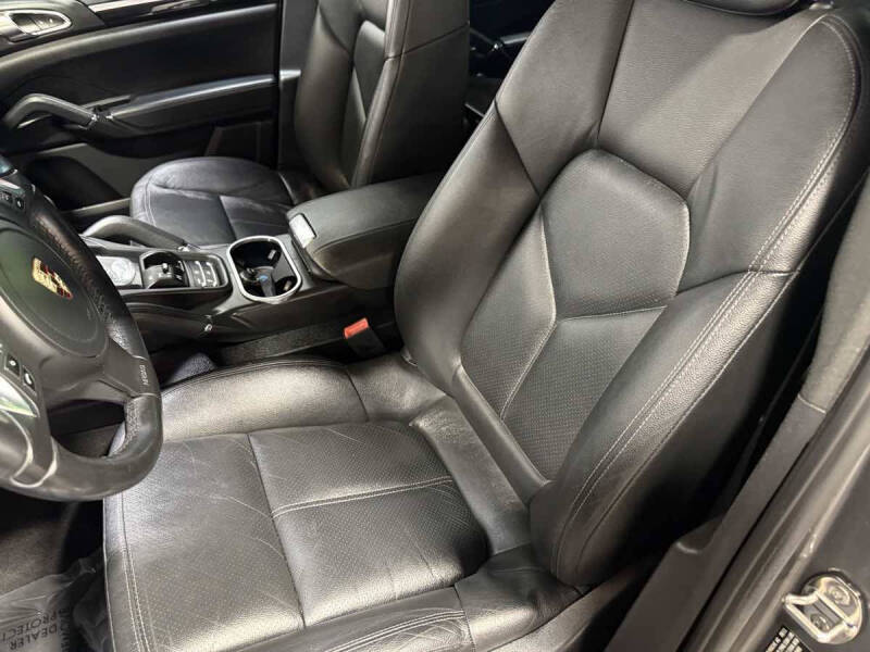 2012 Porsche Cayenne S