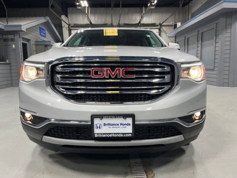 2017 GMC Acadia SLE-2