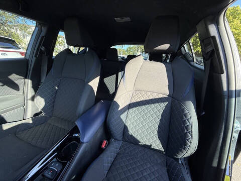 2021 Toyota C-HR XLE