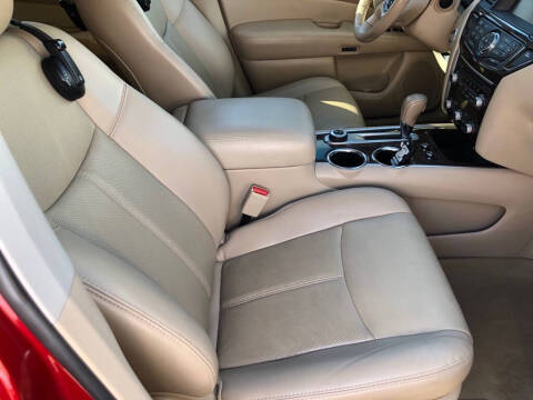 2015 Nissan Pathfinder