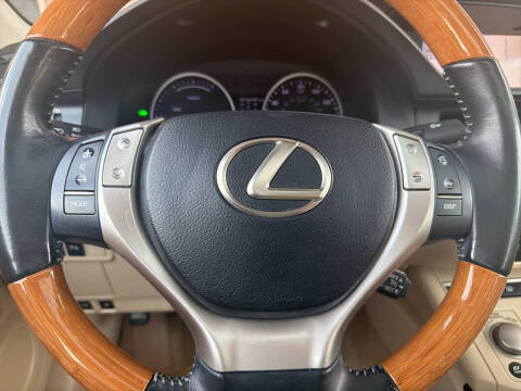 2014 Lexus ES 300h