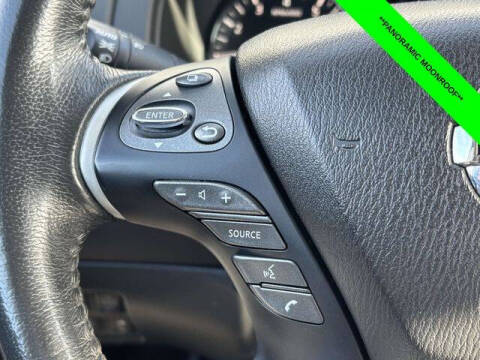 2017 Nissan Pathfinder SL