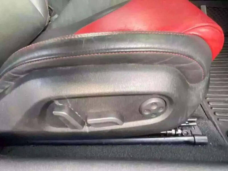 2012 Audi TTS 2.0T quattro Prestige