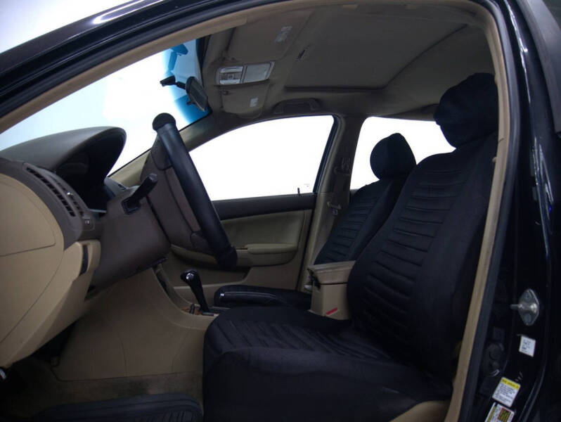 2004 Honda Accord EX w/Leather w/Navi