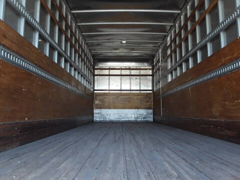 2016 Freightliner M2 106