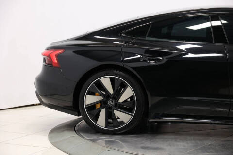 2022 Audi RS e-tron GT quattro