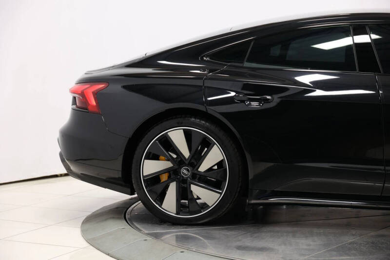 2022 Audi RS e-tron GT quattro