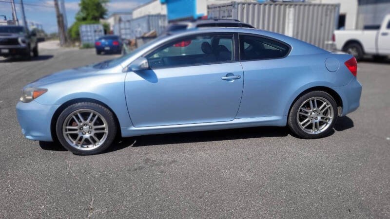 2005 Scion tC