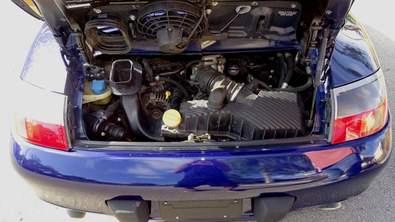 2001 Porsche 911 48
