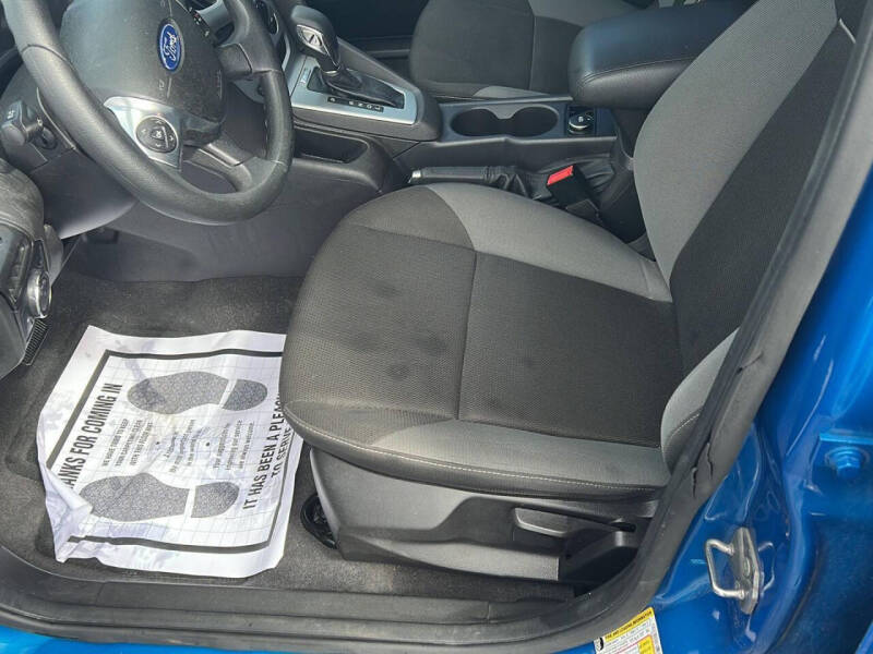 2012 Ford Focus SE