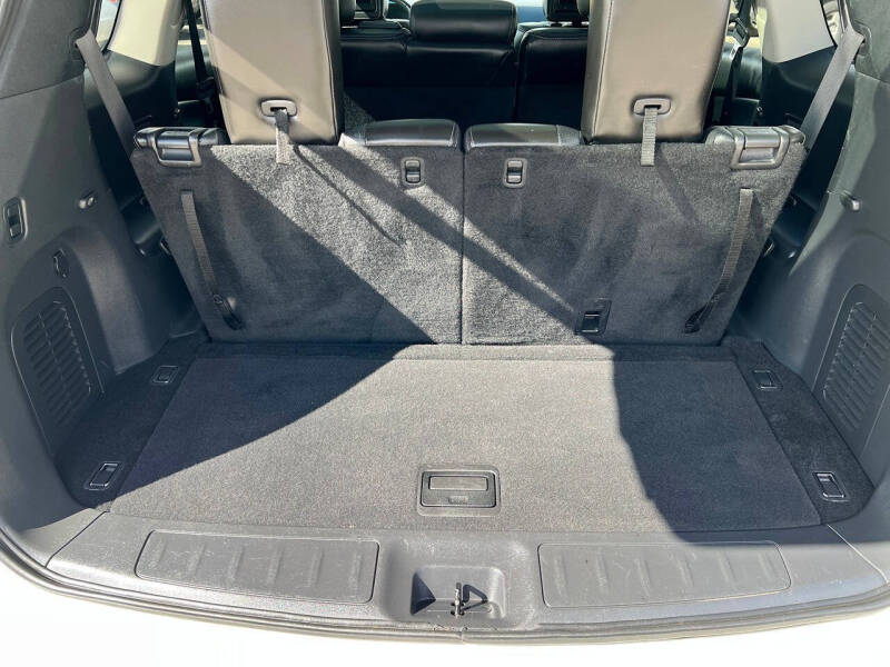 2013 Nissan Pathfinder Platinum