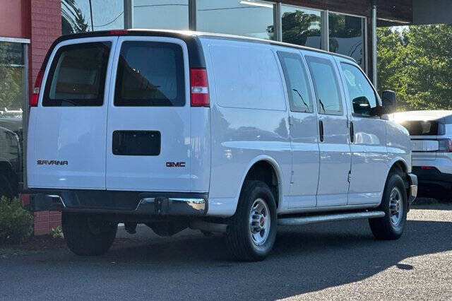 2023 GMC Savana 2500