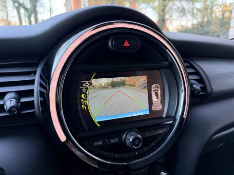 2017 MINI Hardtop 4 Door Cooper