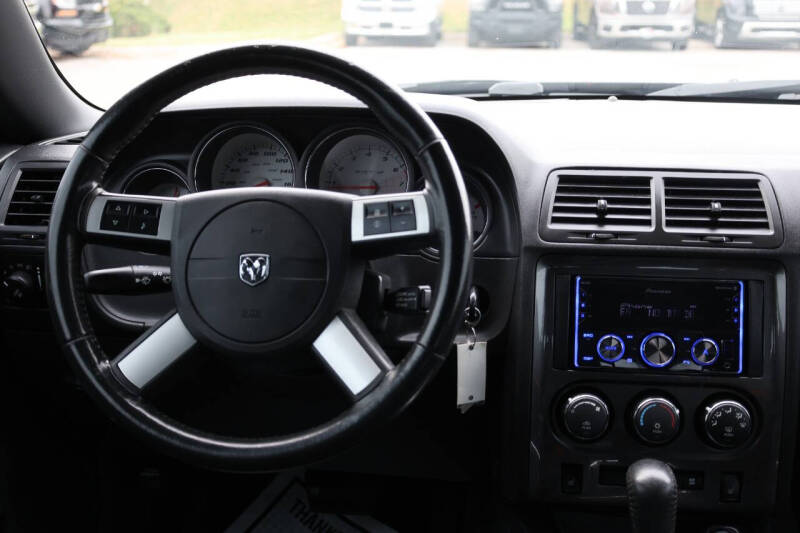 2008 Dodge Challenger SRT8