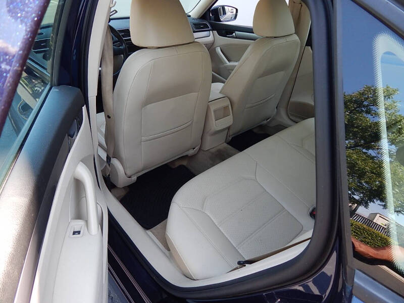 2015 Volkswagen Passat 1.8T Wolfsburg Edition