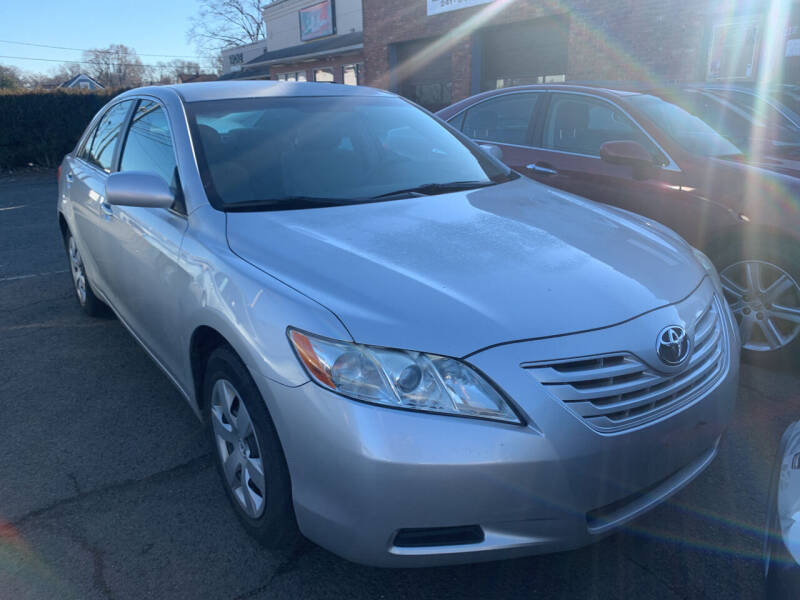 2009 Toyota Camry for sale at M & C AUTO SALES in Roselle NJ