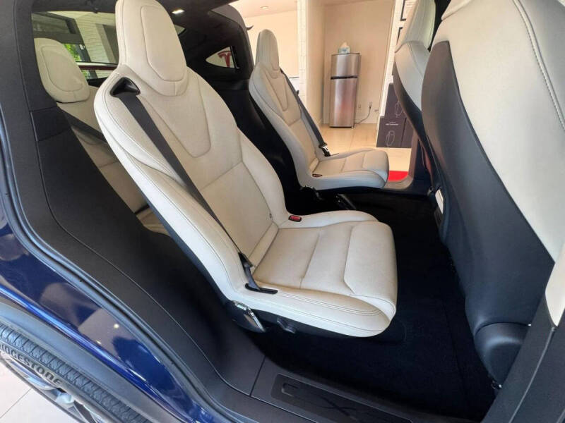 2022 Tesla Model X