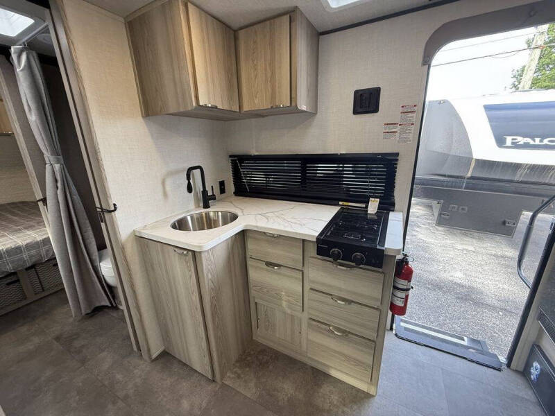 2025 Forest River Salem FSX 163RDSK