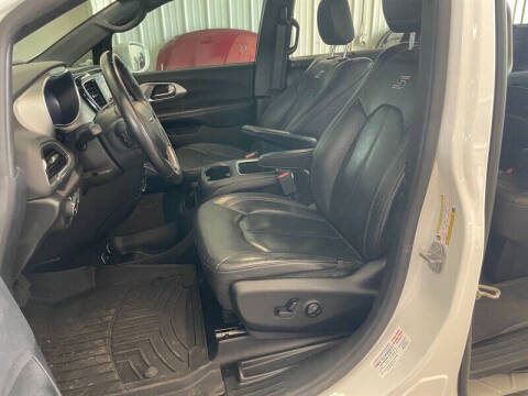 2018 Chrysler Pacifica Touring L Plus