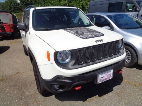 2017 Jeep Renegade Deserthawk
