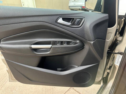 2017 Ford C-MAX Hybrid SE