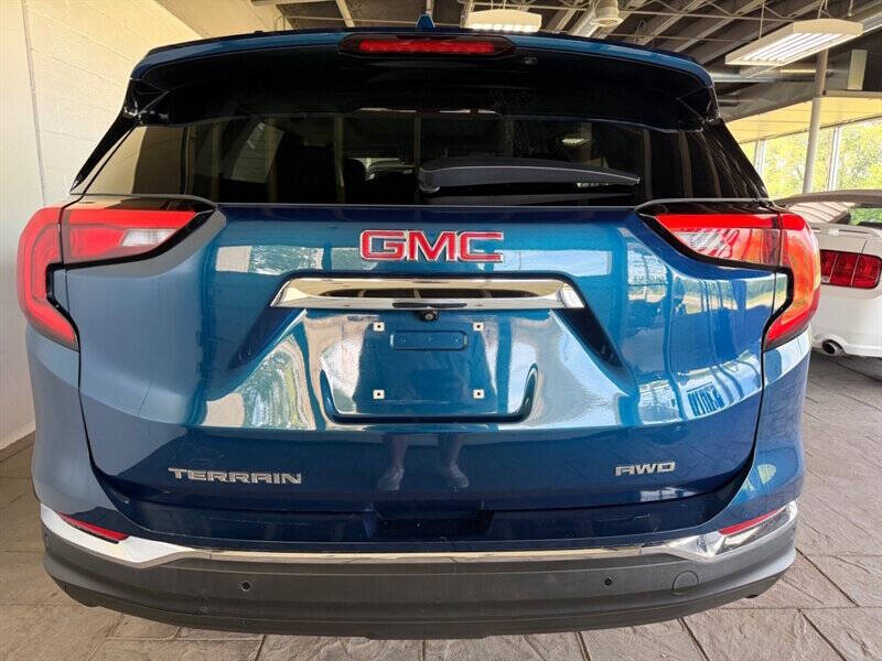 2020 GMC Terrain SLT
