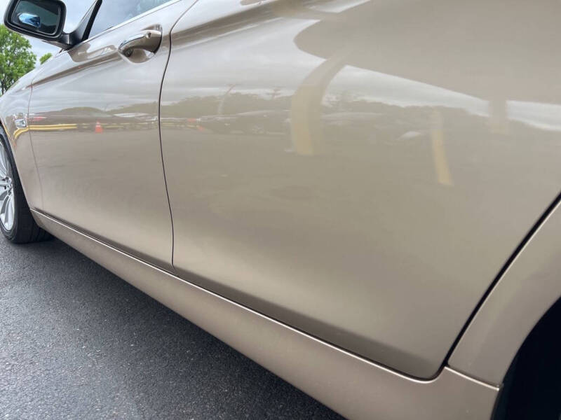 2012 BMW 5 Series 535i