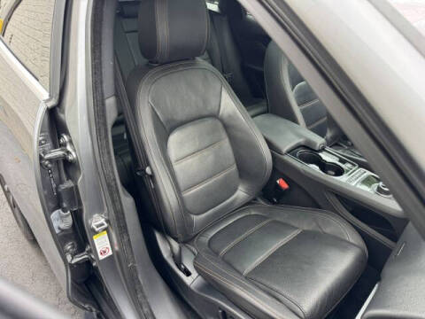 2017 Jaguar F-PACE 20d Prestige