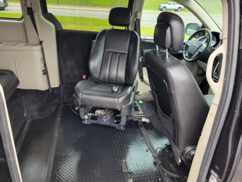 2014 Chrysler WHEELCHAIR VAN