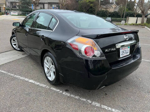 2012 Nissan Altima 3.5 SR