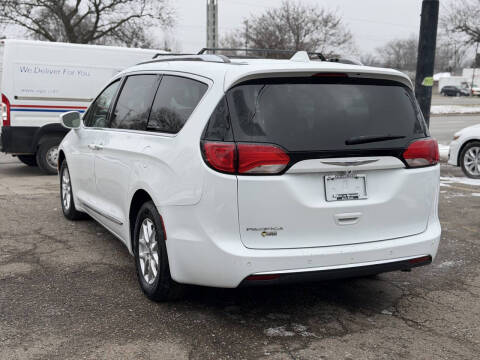 2020 Chrysler Pacifica Touring L