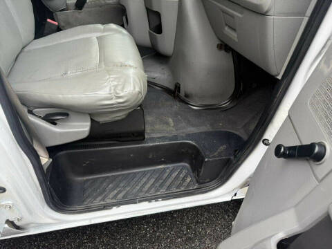 2010 Ford E-Series E-150