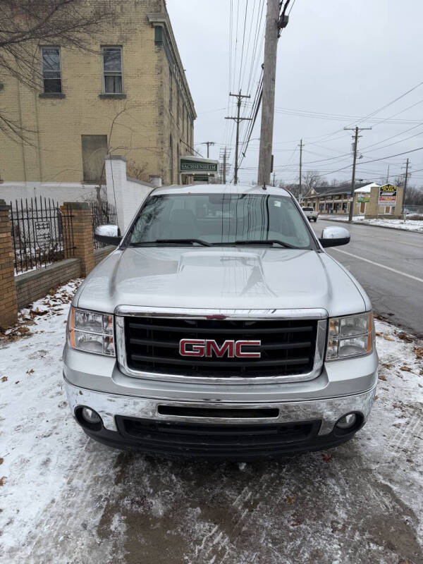 2011 GMC Sierra 1500 SLE's photo