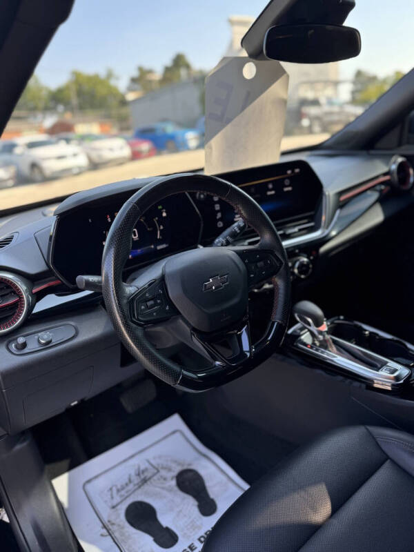 2024 Chevrolet Trax RS