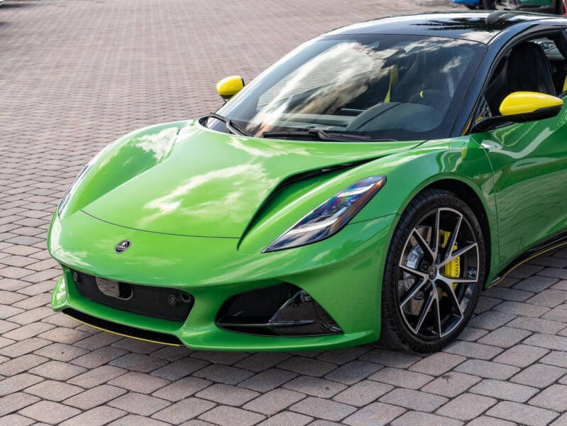 2026 Lotus Emira V6 SE
