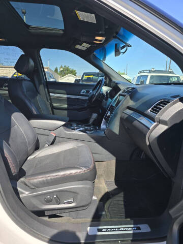 2016 Ford Explorer Sport