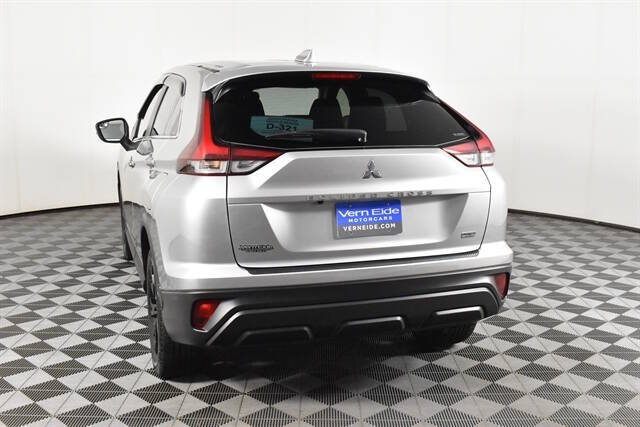 2024 Mitsubishi Eclipse Cross LE