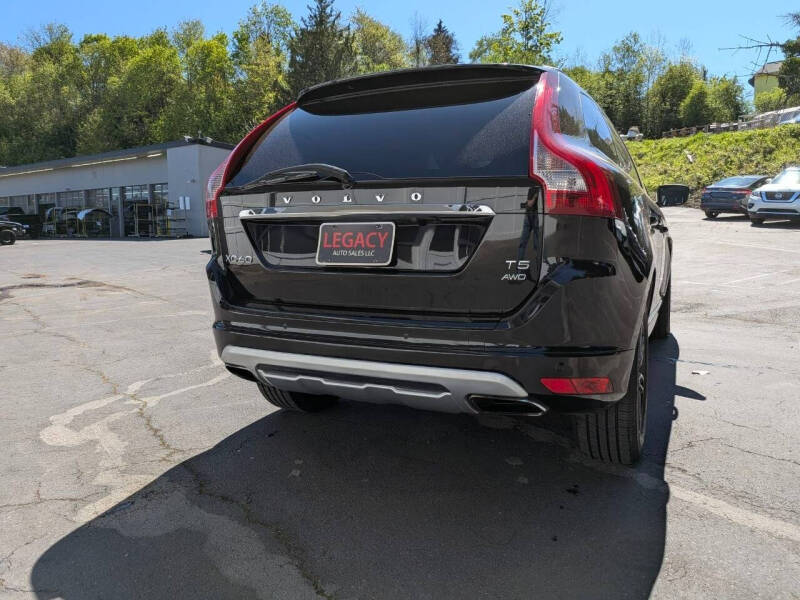 2017 Volvo XC60 T5 Dynamic