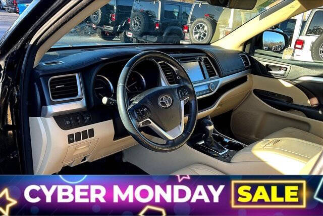 2017 Toyota Highlander Hybrid XLE