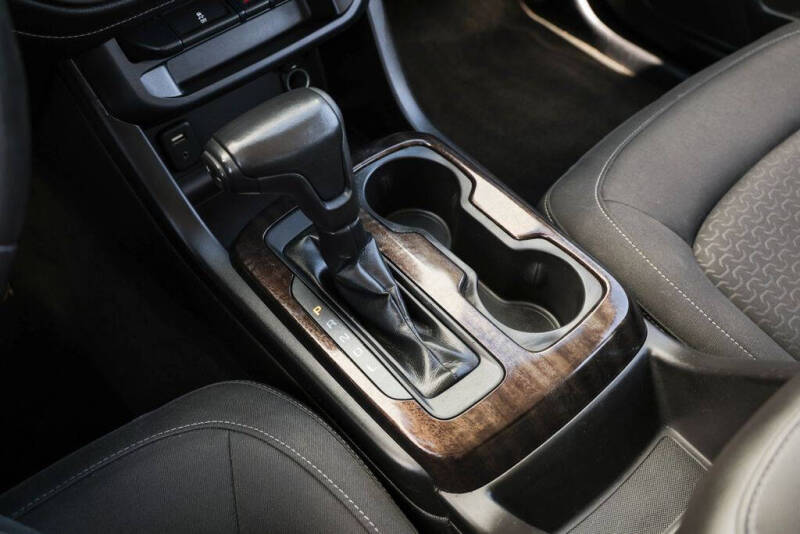 2017 GMC Canyon SLE