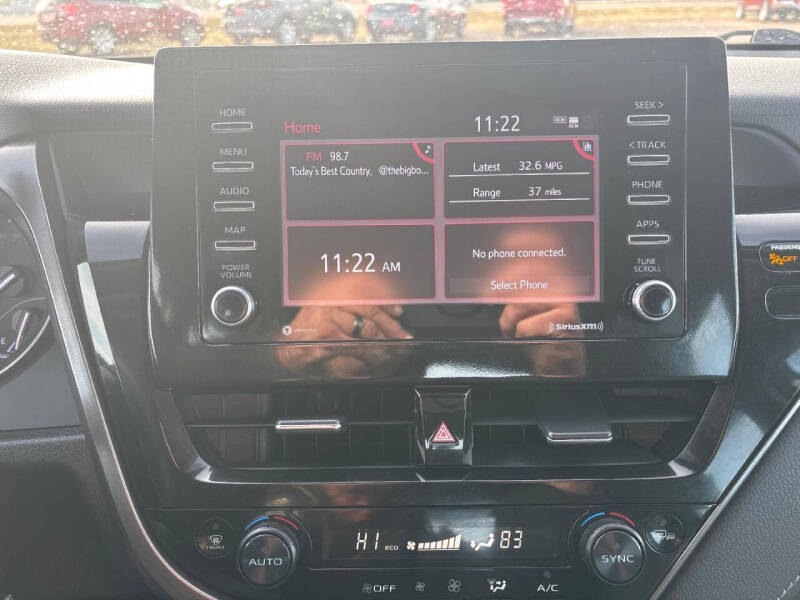 2022 Toyota Camry SE